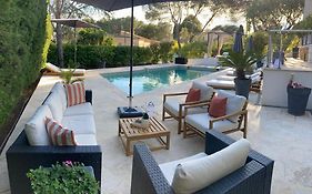 Villa A L'Etage Avec Piscine Proche Bord De Mer